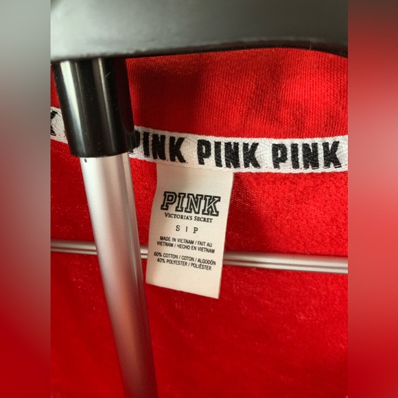 Victoria’s Secret  Pink size S/M but runs big red and gold - Picture 2 of 7
